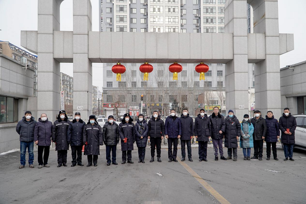 校领导看望慰问春节期间工作一线的教职员工