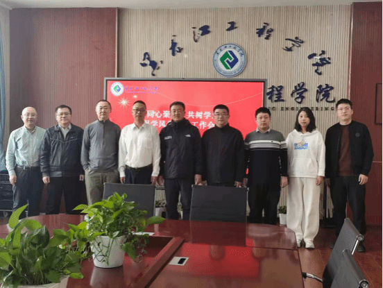 师者之光 | 胸怀“国之大者” 躬耕三尺讲台——记校师德建设先进集体:汽车与交通工程学院新能源汽车工程系